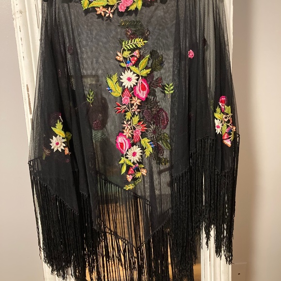 Poncho black floral nylon - Picture 1 of 1